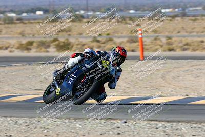 media/Jan-09-2022-SoCal Trackdays (Sun) [[2b1fec8404]]/Turn 11 (935am)/